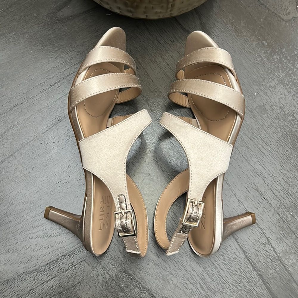 Naturalizer Taimi Heeled Sandal (Wide) - Picture 6 of 11